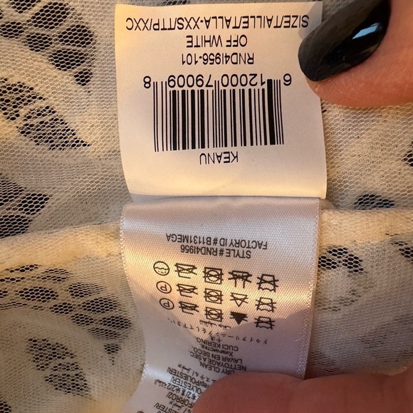 BCBG MAX AZRIA white lace blazer ccs - Picture 4 of 4